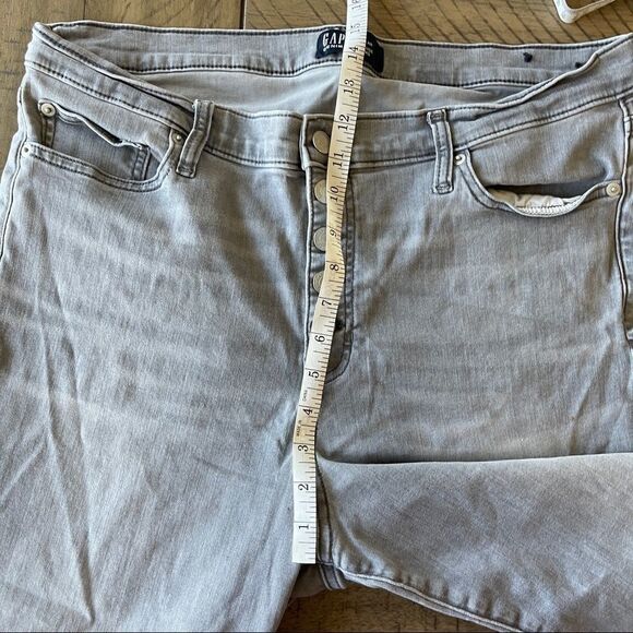 Gap Denim Light Gray Button Front Frayed Edge Leggings - Size 18 - Picture 14 of 14